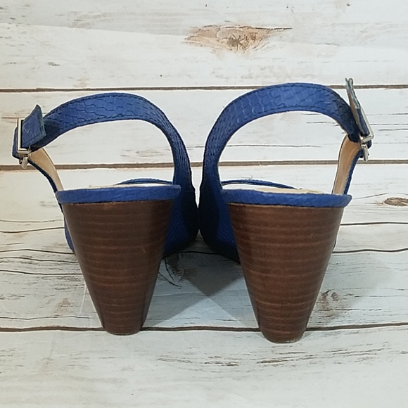 💗SOLD💗BCBGeneration Open Toe Sandals Size 8.5M - Picture 3 of 4